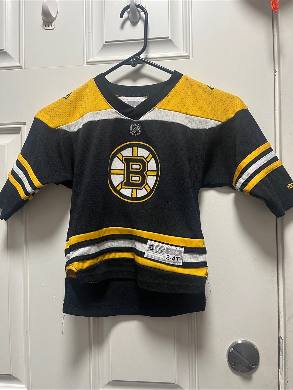 Reebok Kids Boston Bruins Black & Gold Hockey Jersey